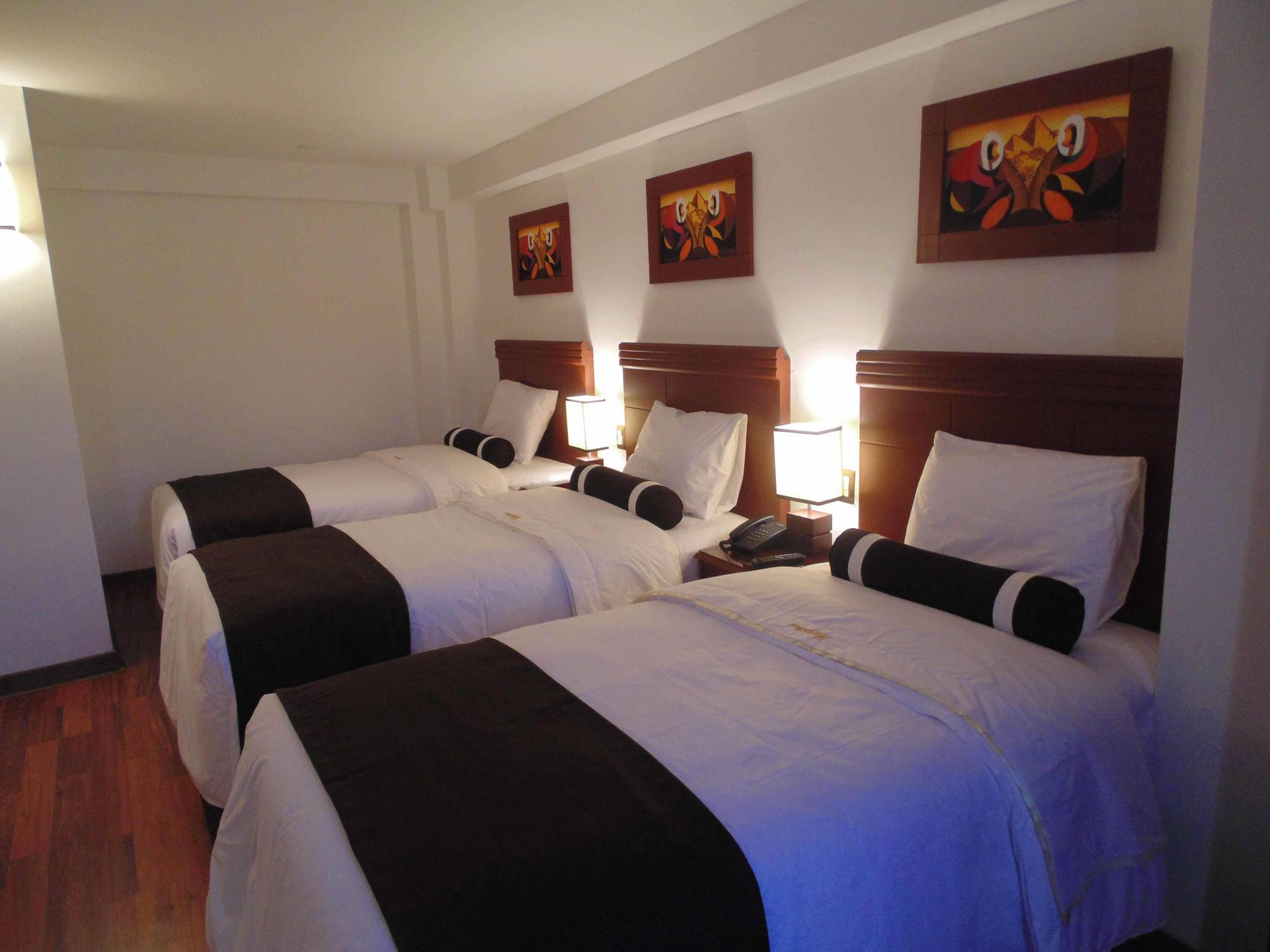 Hotel Ferre Cuzco Zewnętrze zdjęcie