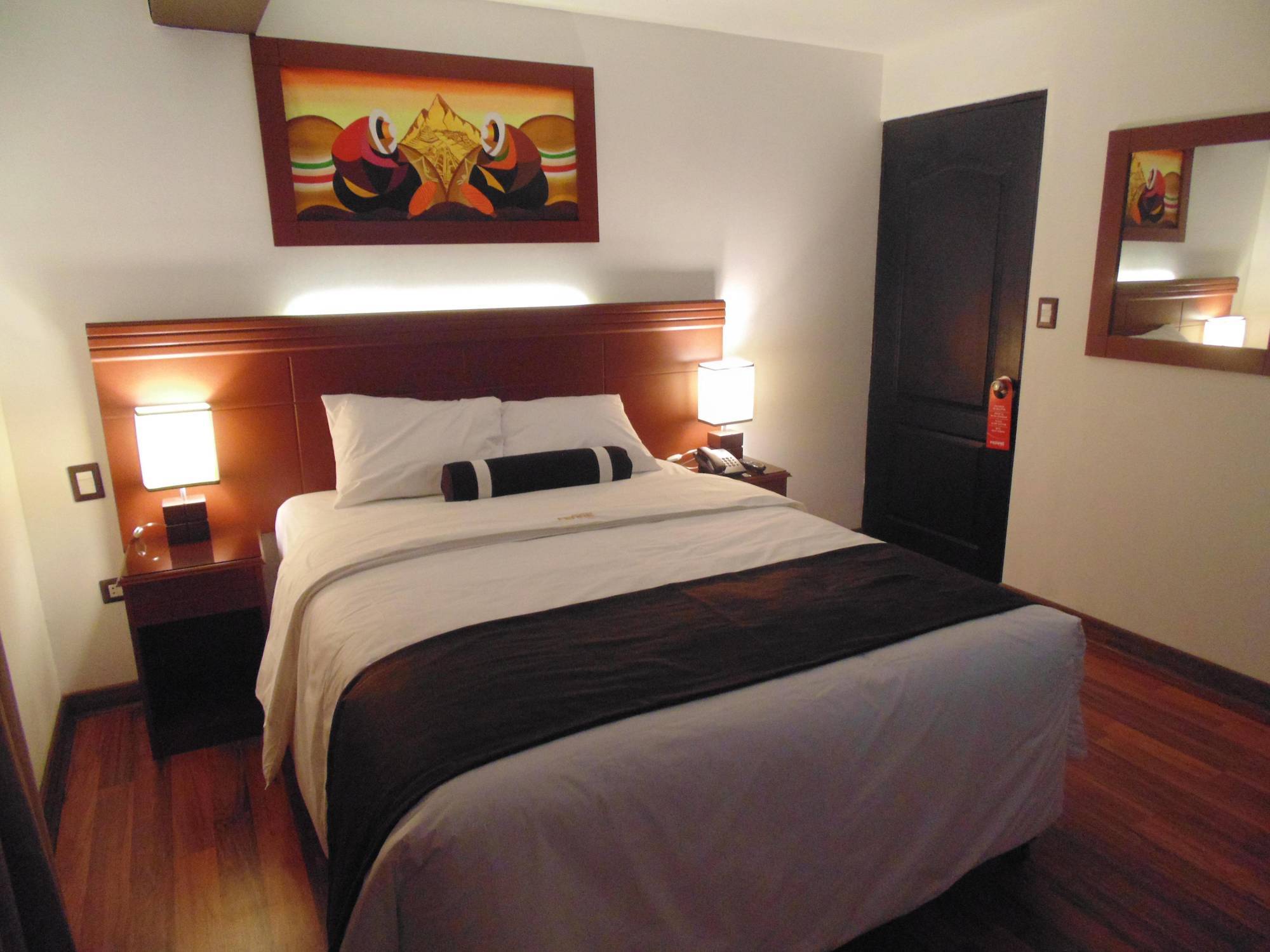 Hotel Ferre Cuzco Zewnętrze zdjęcie